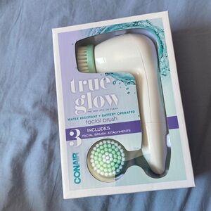 True Glow Facial Brush